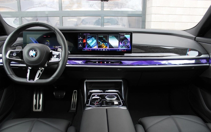 BMW Seria 7 cena 489900 przebieg: 28150, rok produkcji 2022 z Błażowa małe 497